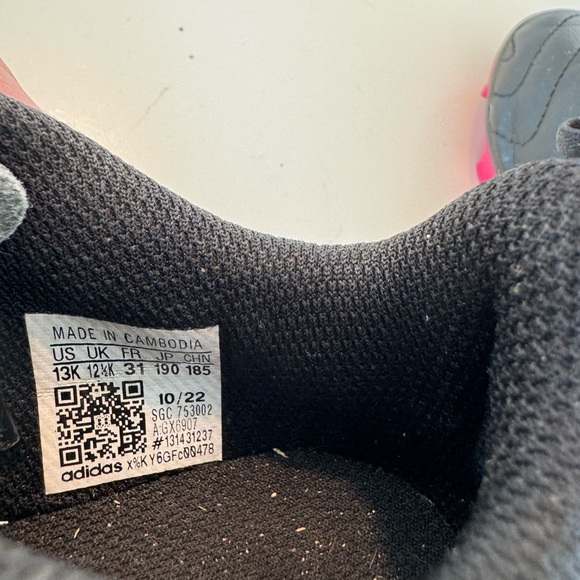 Black and Pink Adidas Soccer Cleats - Picture 3 of 4